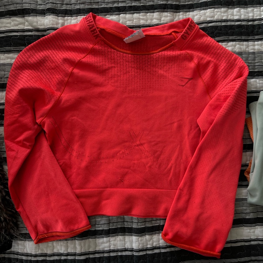 Gymshark Apex Crop Top